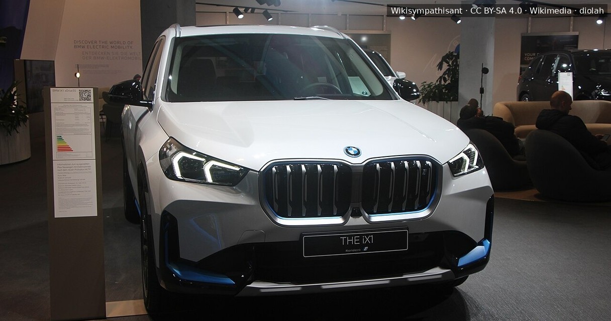 Review BMW iX1: Mobil Listrik Premium Paling Laku, Apakah Layak untuk Anda?