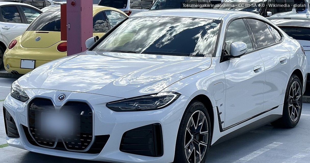 Review BMW i4 eDrive40: Cocok untuk Pengemudi yang Mencari Sensasi BMW Sejati?